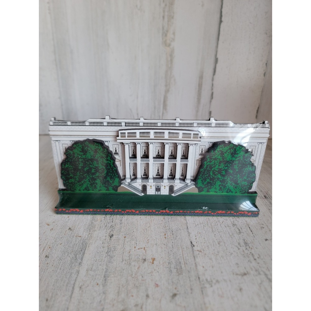 Washington wooden White House historical associations small replica‎ figure